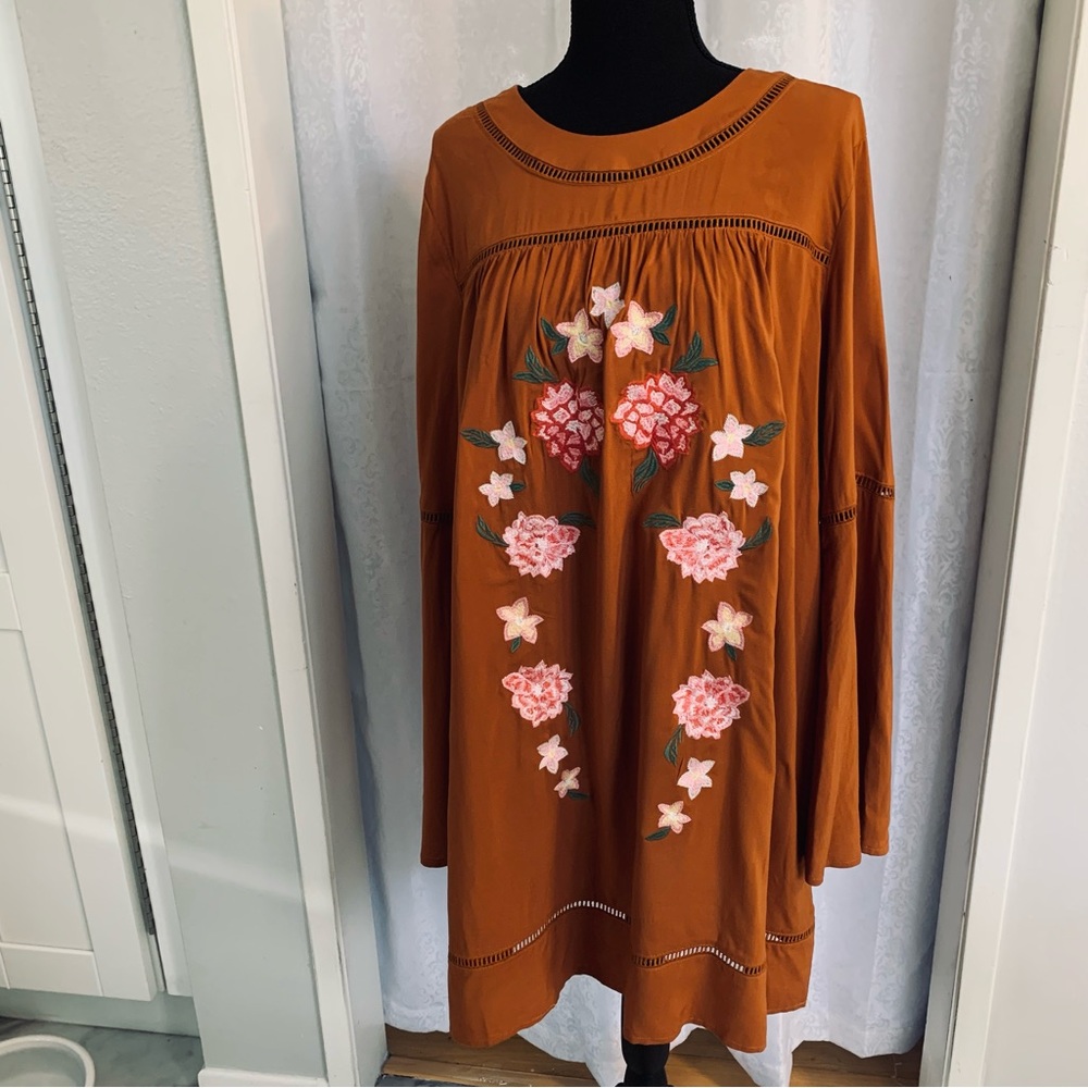 XHILARATION (TARGET) Embroidered Dress Sz:XL